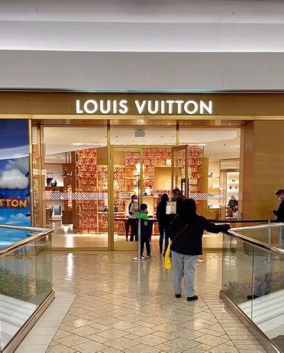 cherry creek mall louis vuitton